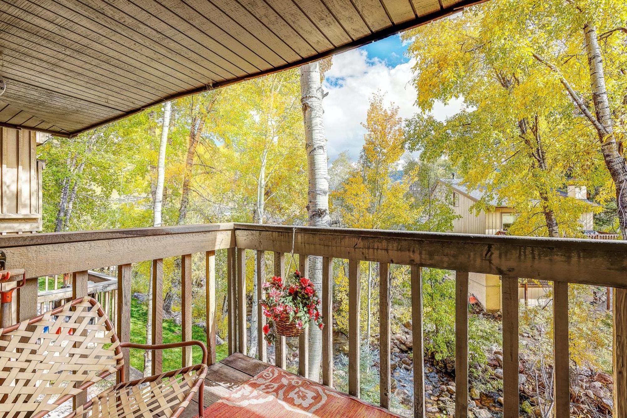 Peaceful Creek View From The Deck! Walk To Shuttle Βίλα Vail Εξωτερικό φωτογραφία